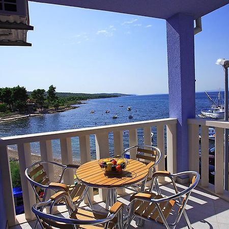 Aparthotel Marina Gromela Mirca  Phòng bức ảnh