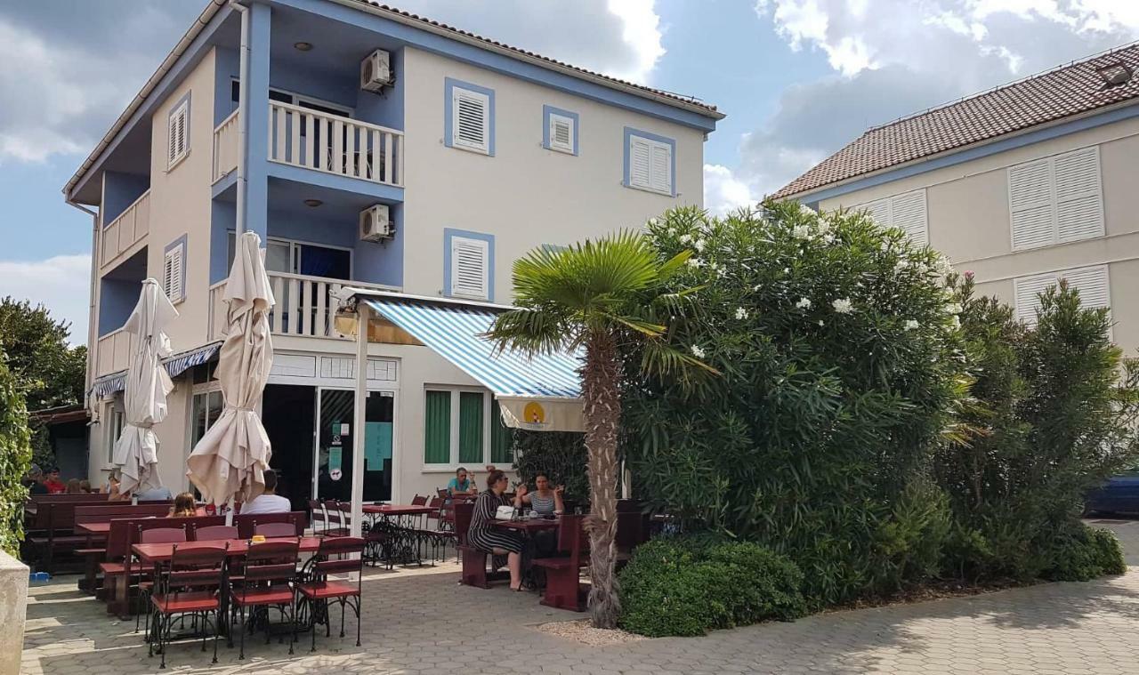 Aparthotel Marina Gromela Mirca  Ngoại thất bức ảnh